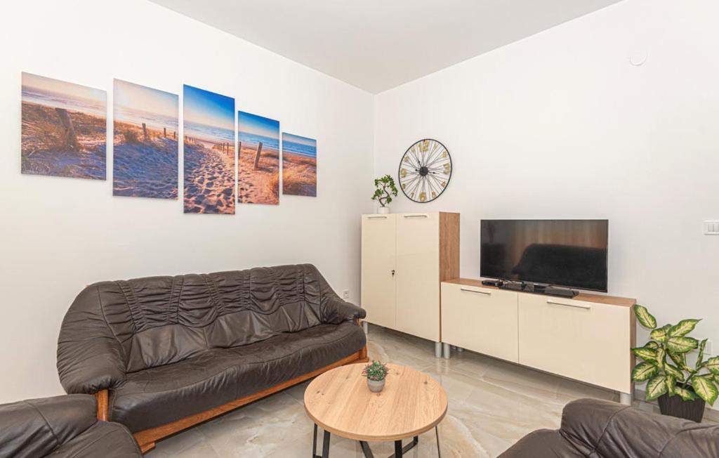Holiday Home Gveric Vodice Buitenkant foto