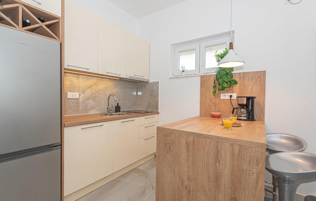 Holiday Home Gveric Vodice Buitenkant foto