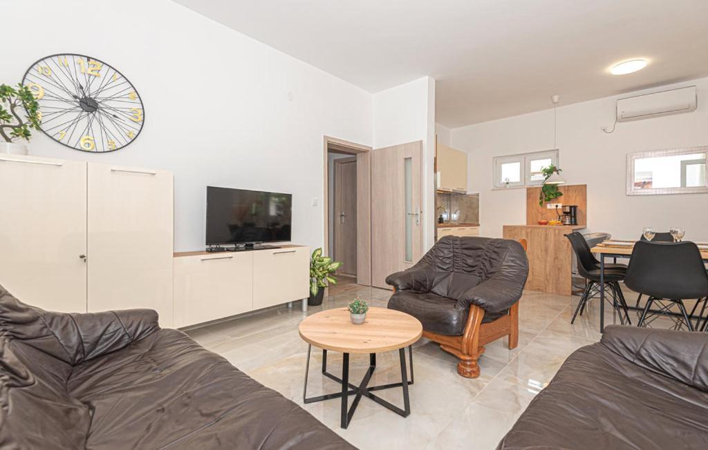 Holiday Home Gveric Vodice Buitenkant foto
