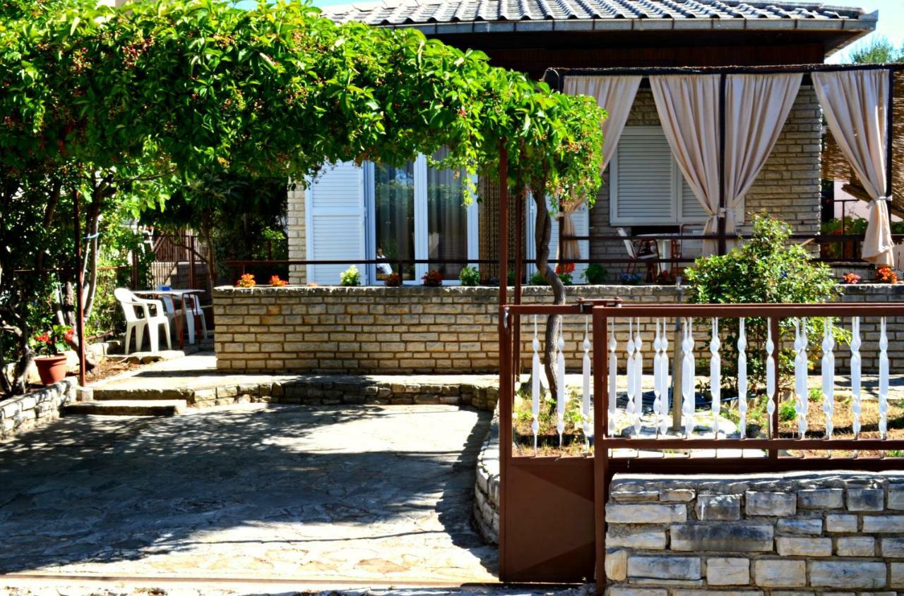 Holiday Home Gveric Vodice Buitenkant foto